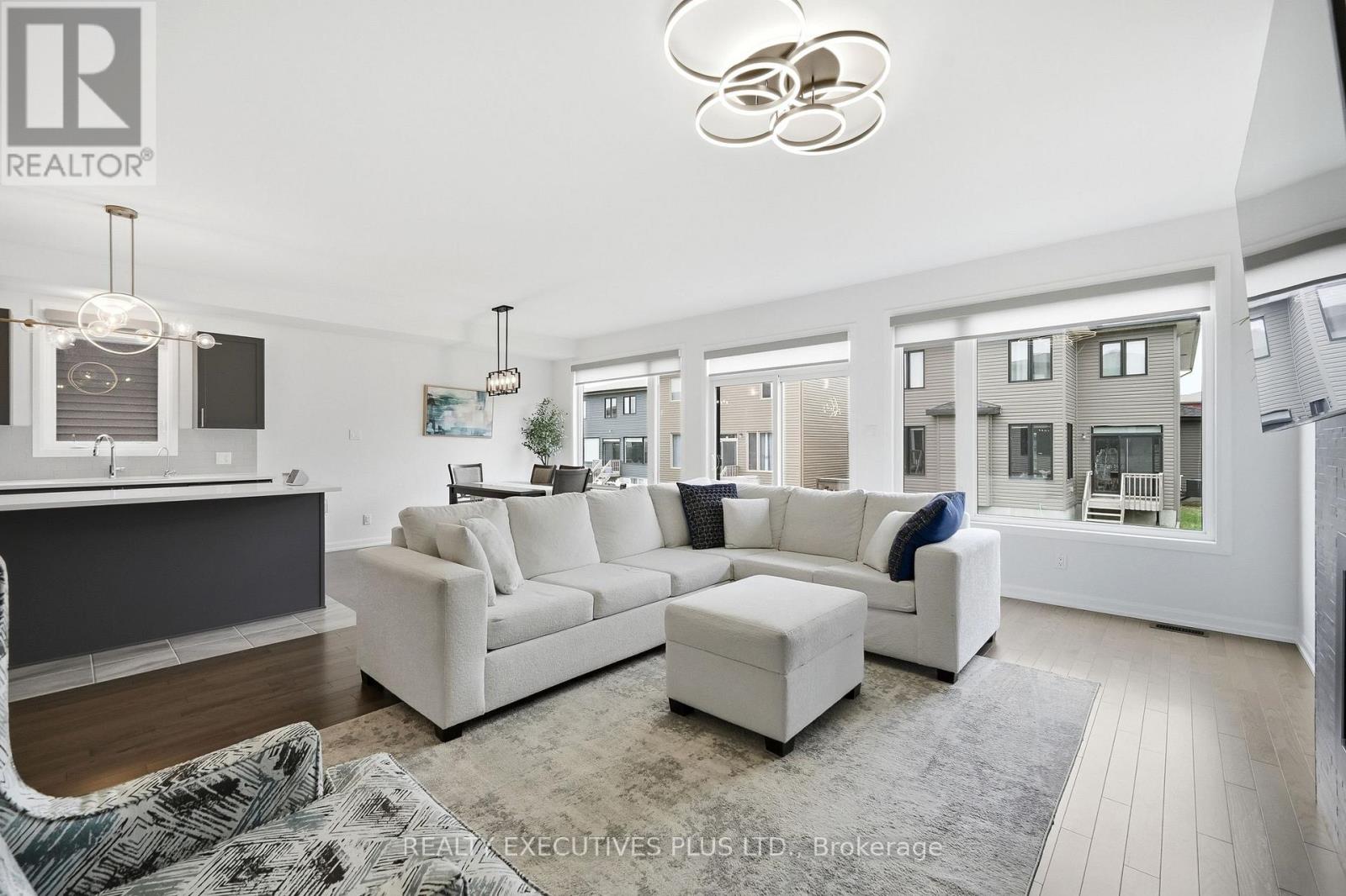 429 STERLING AVENUE