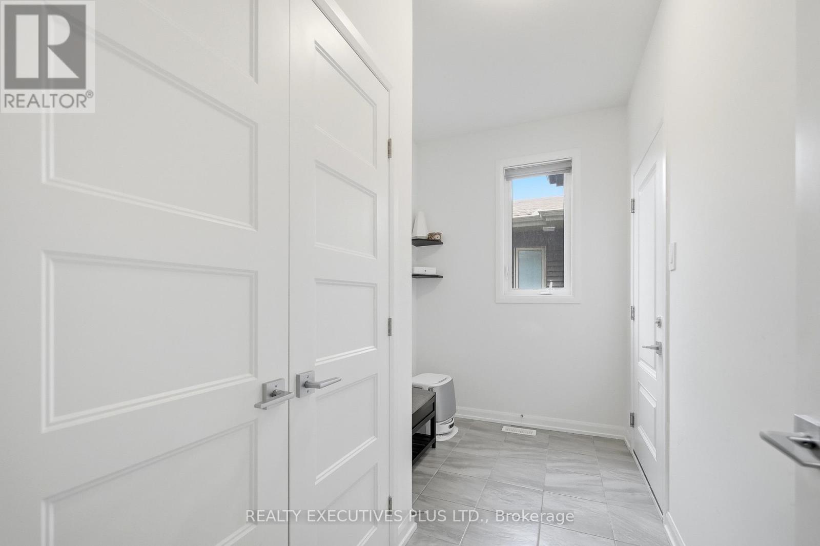 429 STERLING AVENUE