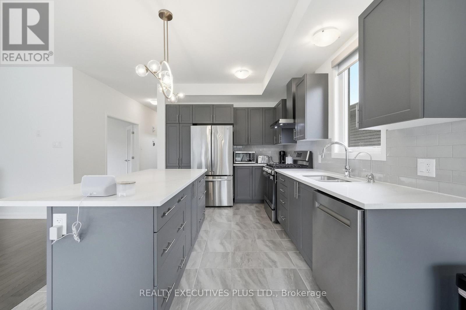 429 STERLING AVENUE