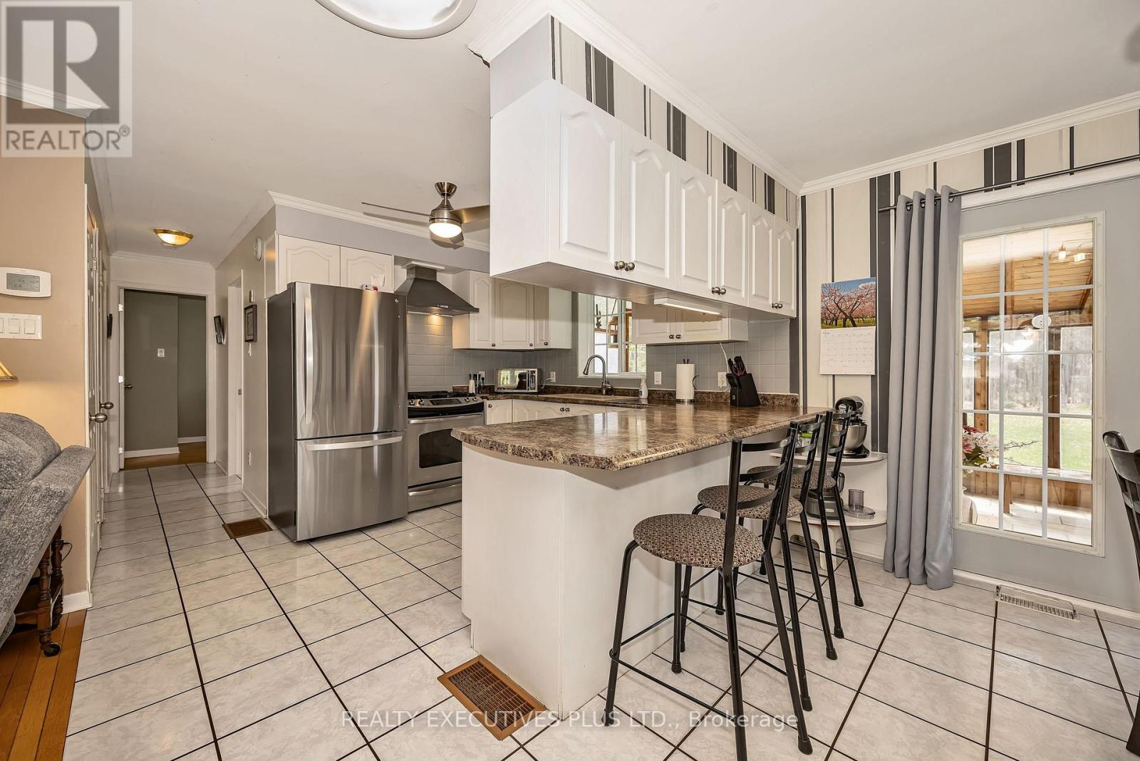 538 LAJEUNESSE ROAD