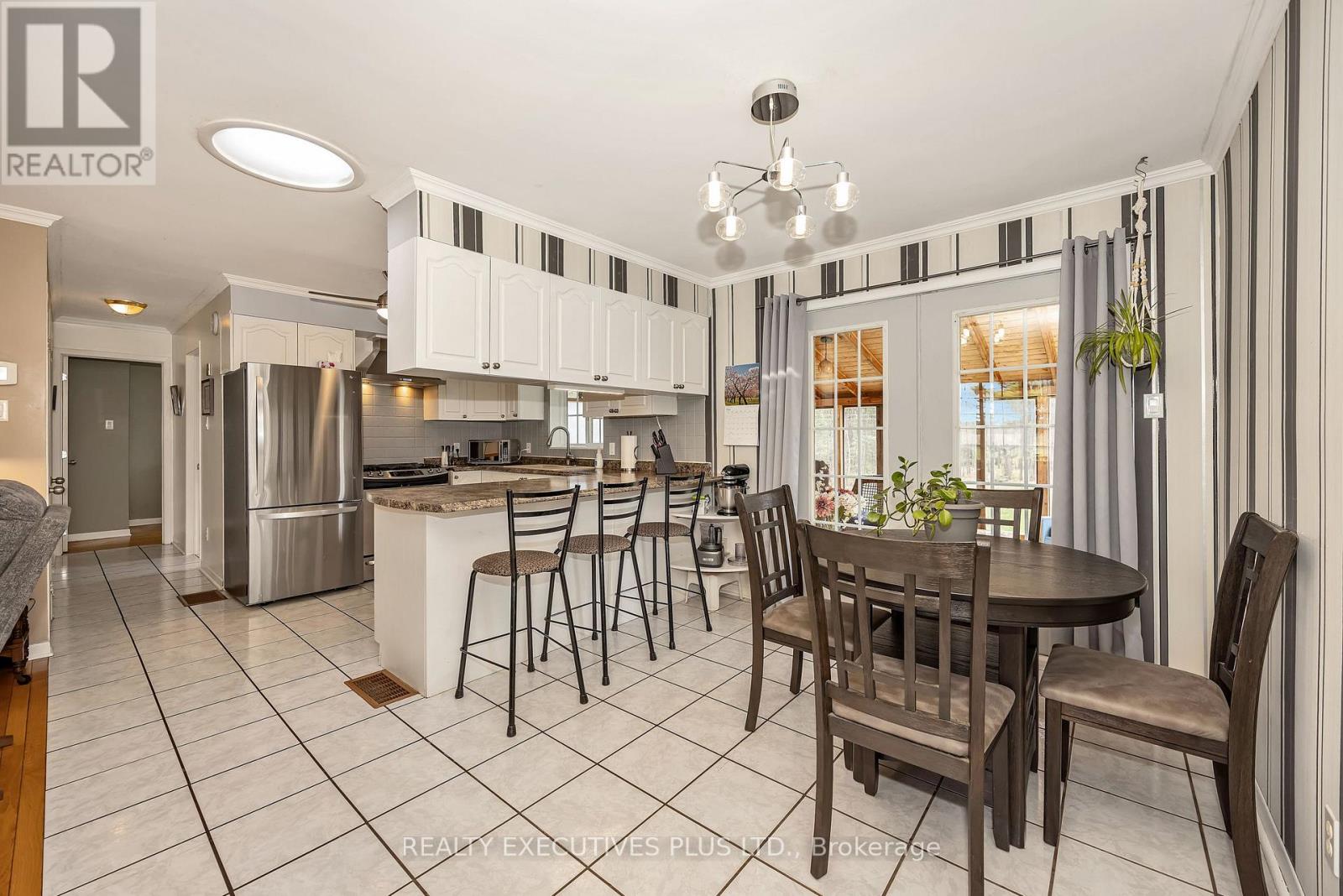 538 LAJEUNESSE ROAD