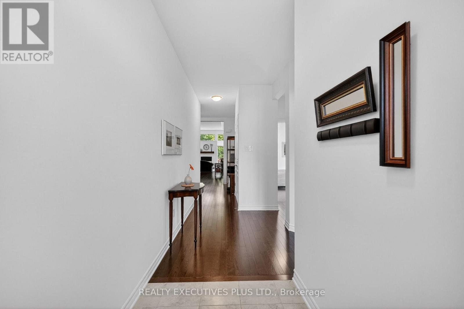 738 DU RIVAGE STREET