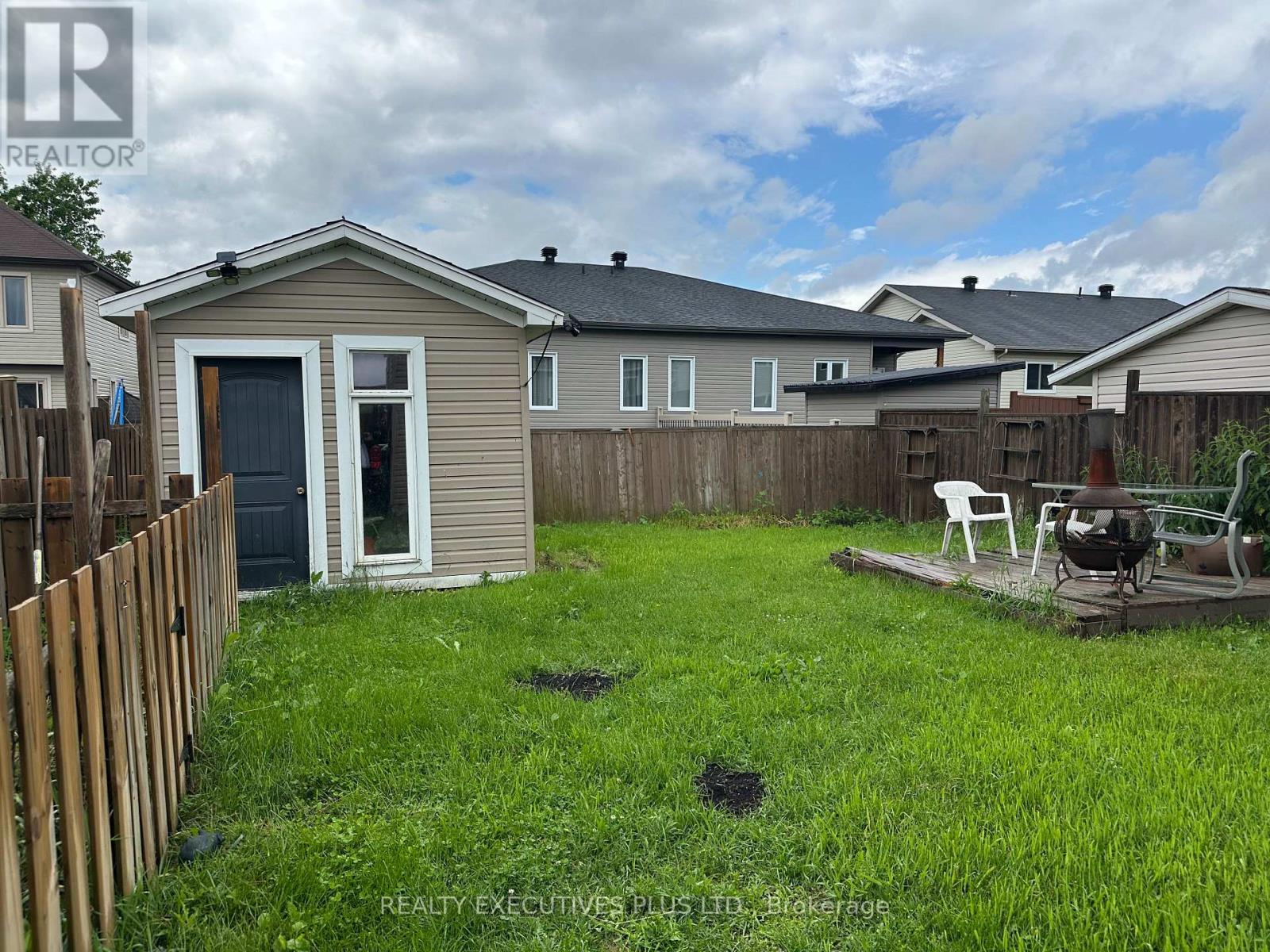 277 TRILLIUM CIRCLE