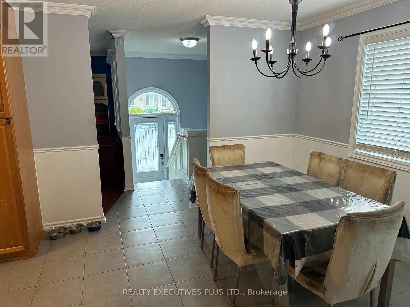 277 TRILLIUM CIRCLE