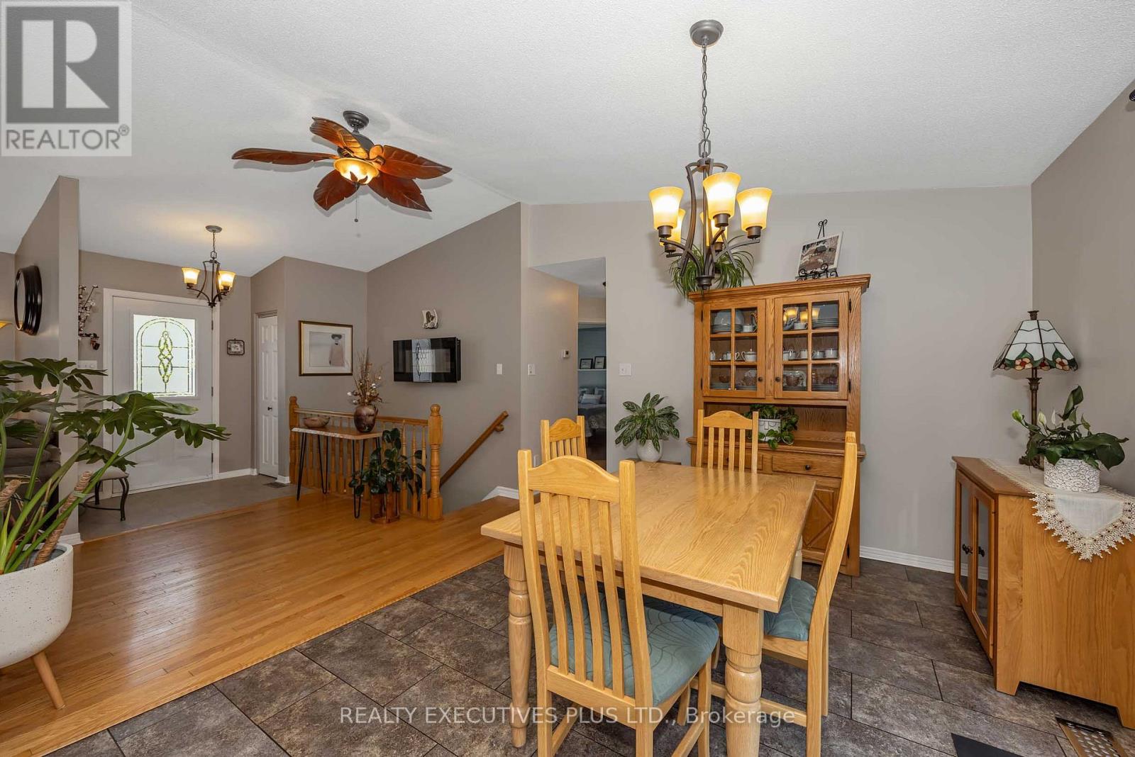 3896 SCHNUPP ROAD W