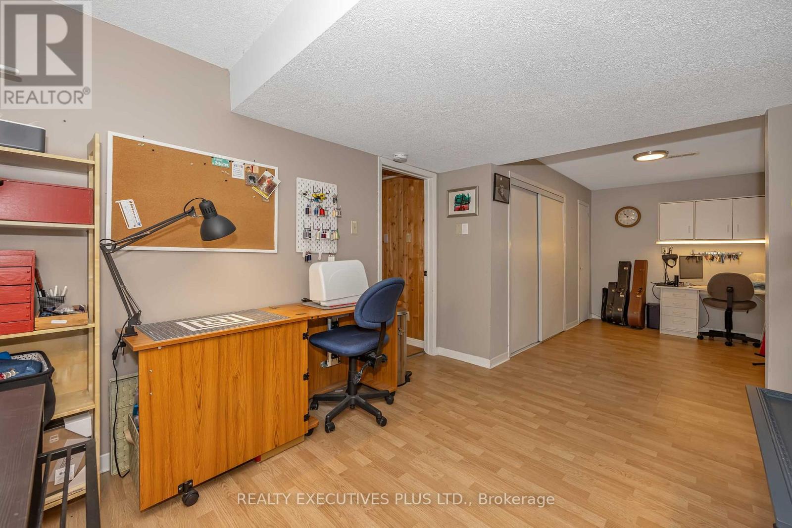 3896 SCHNUPP ROAD W