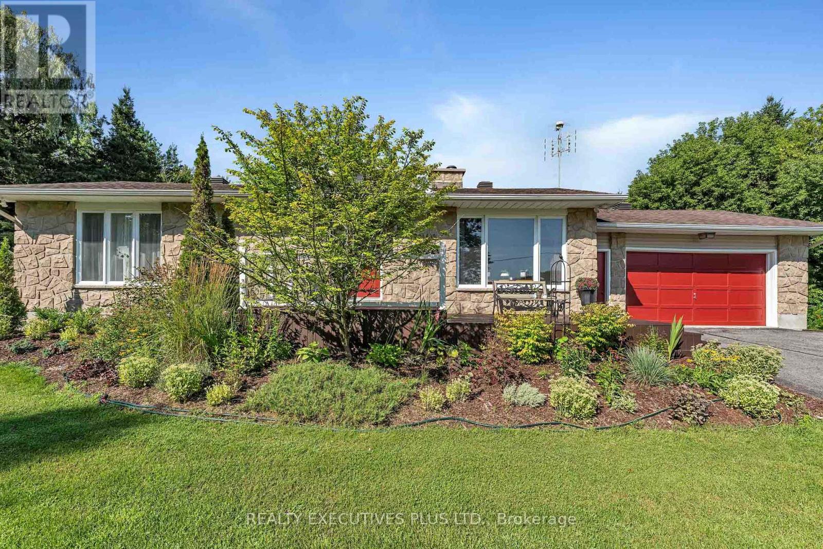 3896 SCHNUPP ROAD W