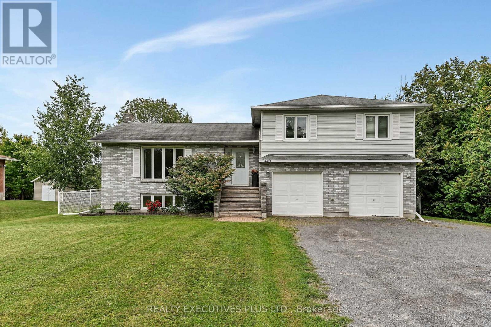 4413 Champlain Street Clarence Rockland Ontario Ca K0a1e0 30290193