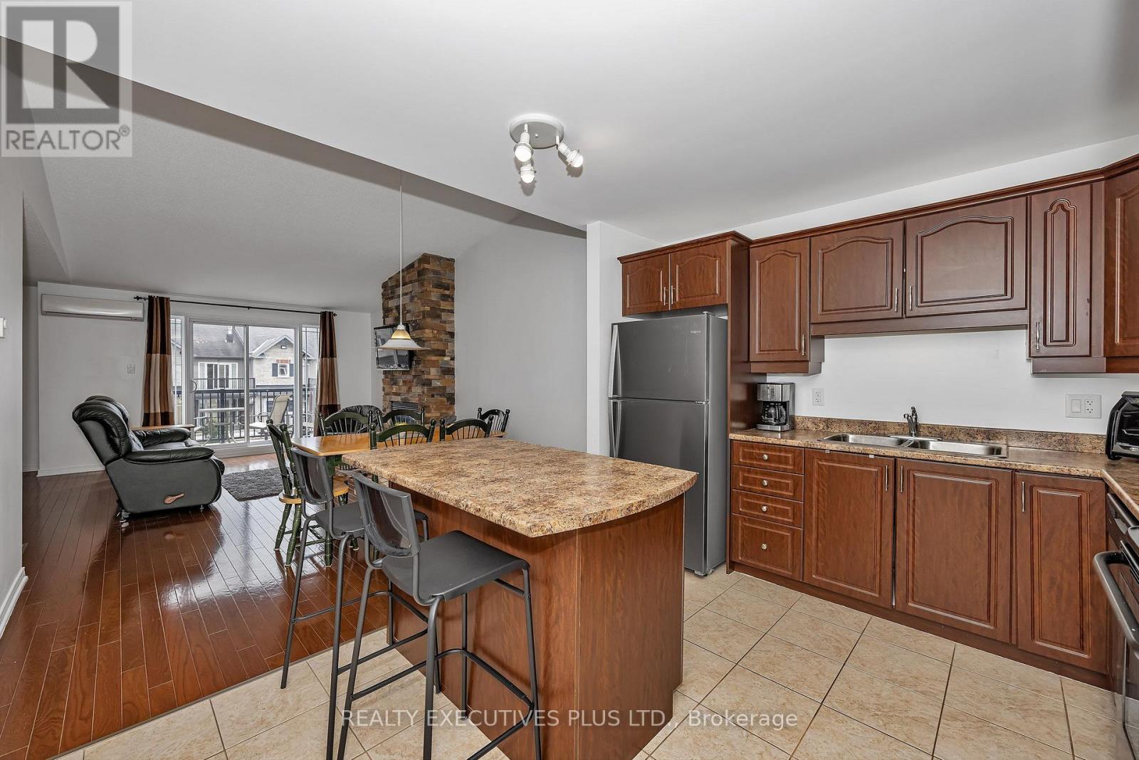 506 - 205 ELIOT STREET