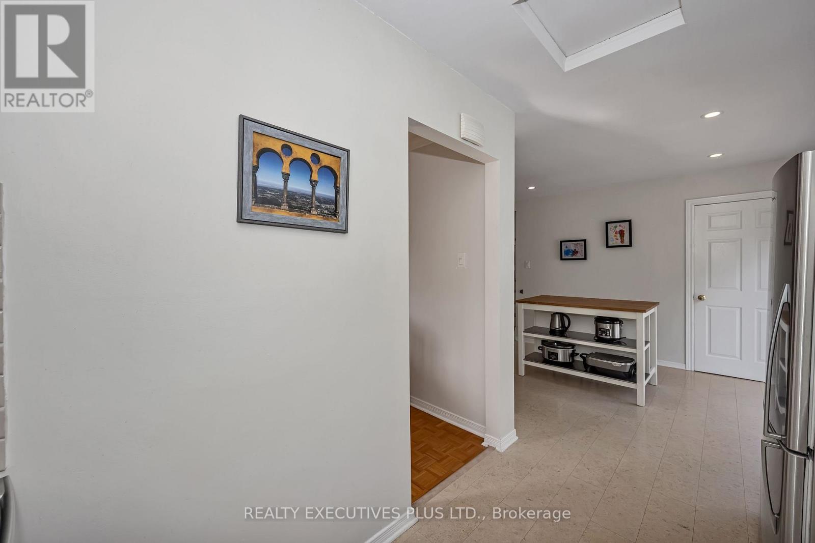 1533 PAYETTE DRIVE