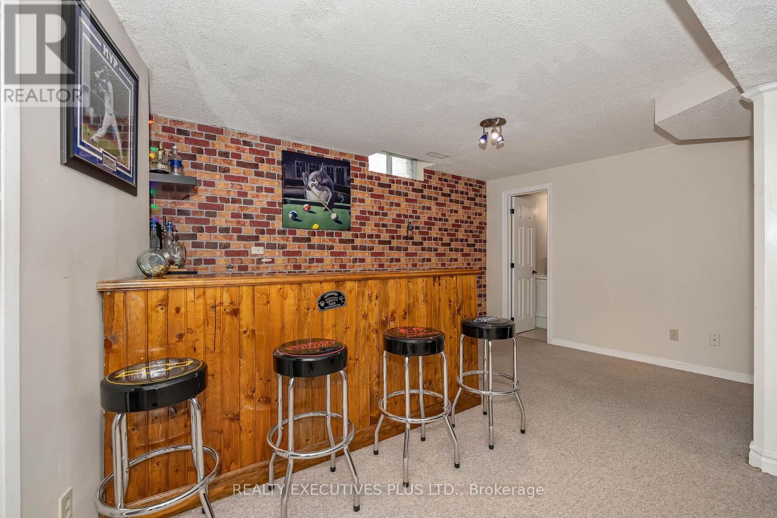 1649 TUPELLO WAY