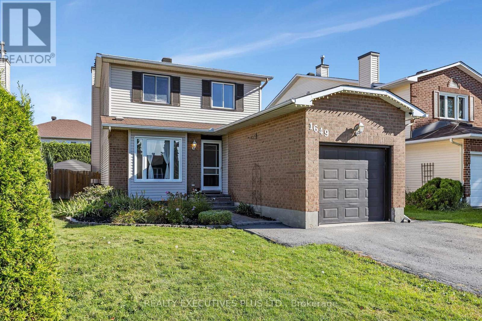 1649 Tupello Way Ottawa Ontario Ca K4a1v3 30316951
