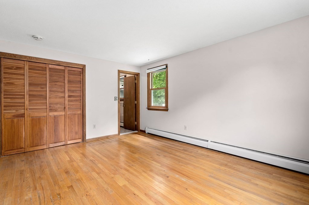 4 Pierce Street