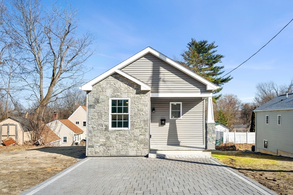 42 Hillside Ave