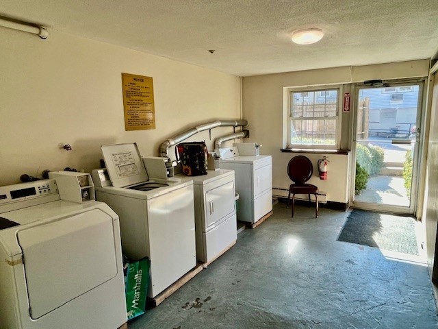 881 Main St # 4