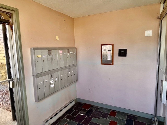 881 Main St # 4