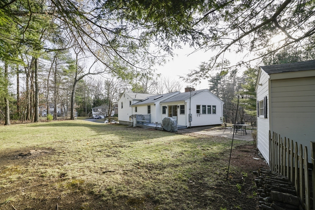 8 Arnold Drive
