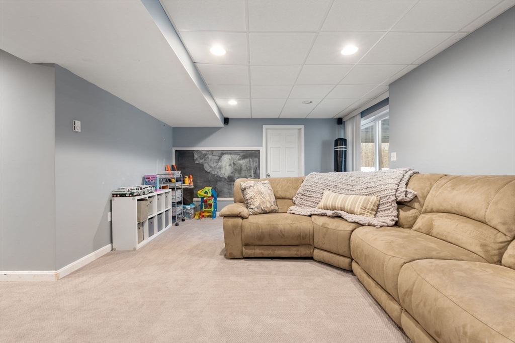 45 Auburn Rd