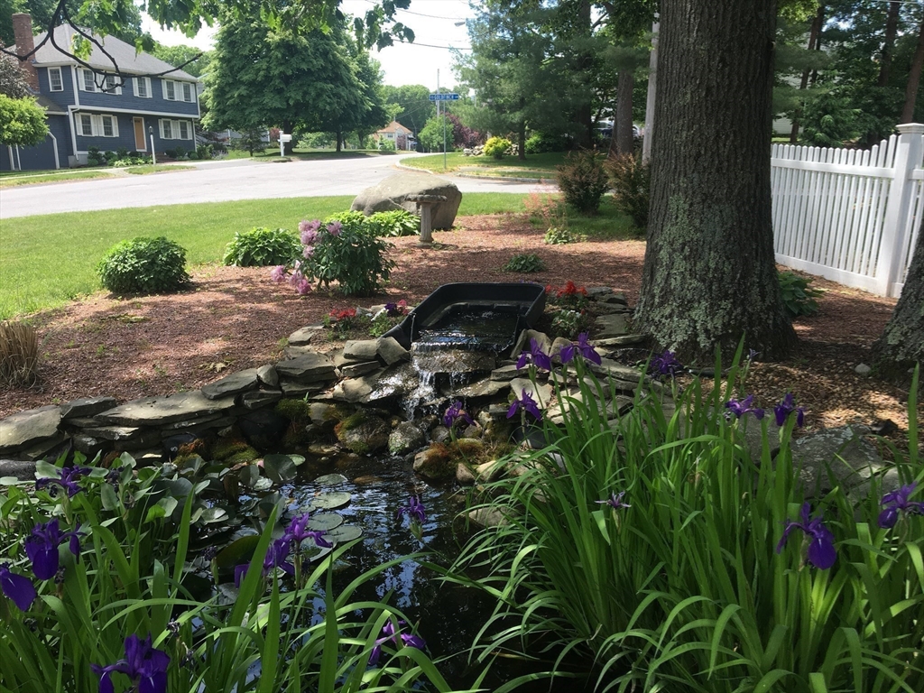 92 Audubon Dr