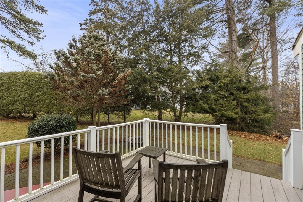 92 Audubon Dr