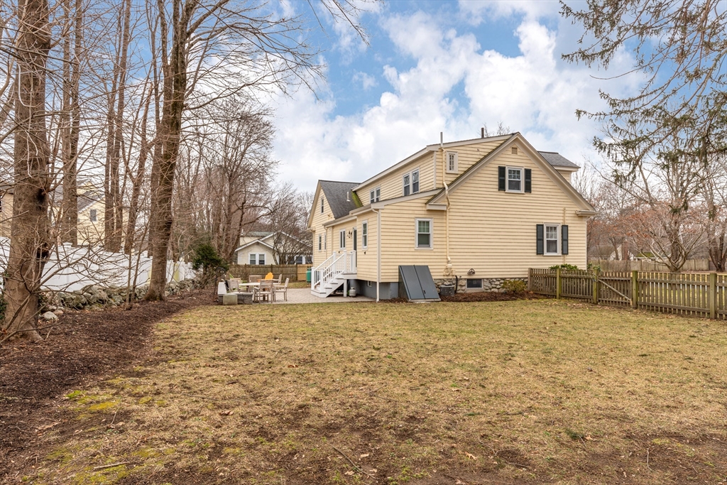 360A Pond Street