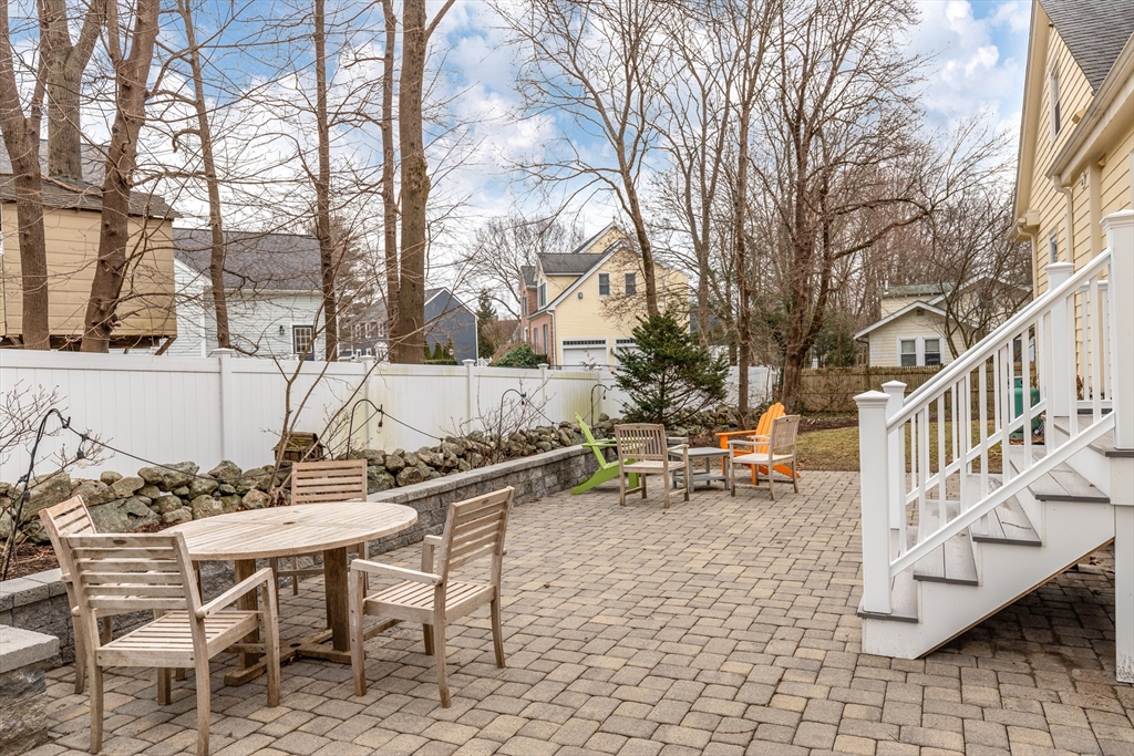 360A Pond Street