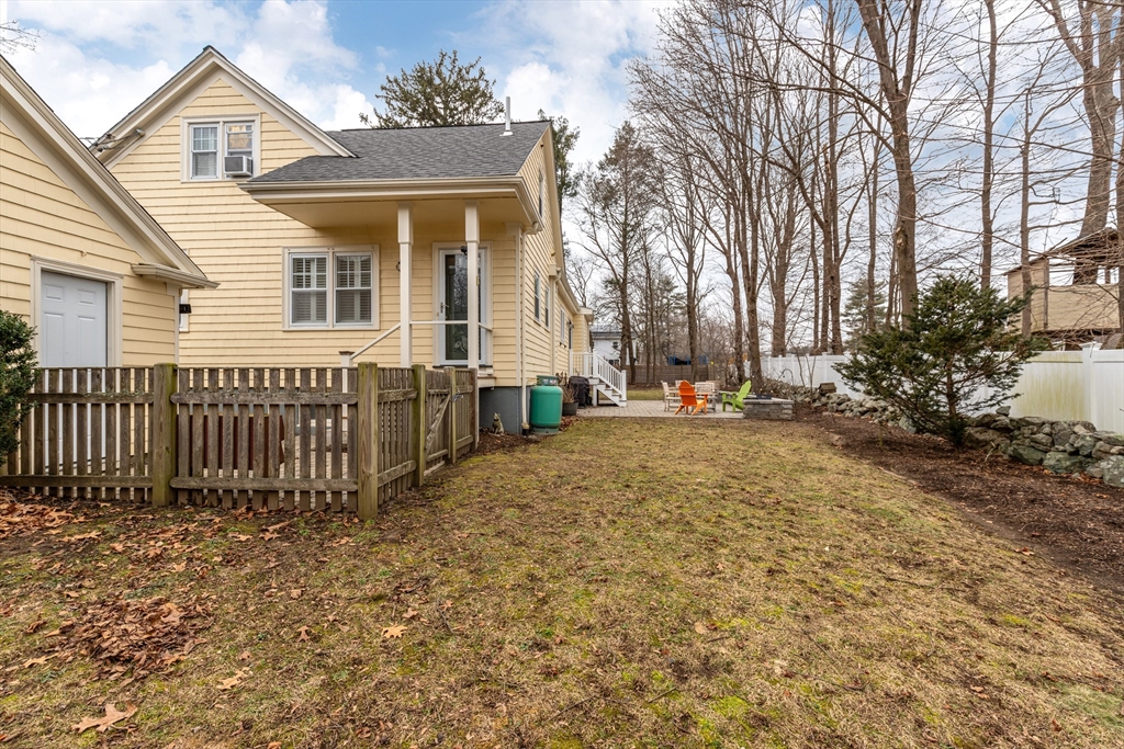 360A Pond Street