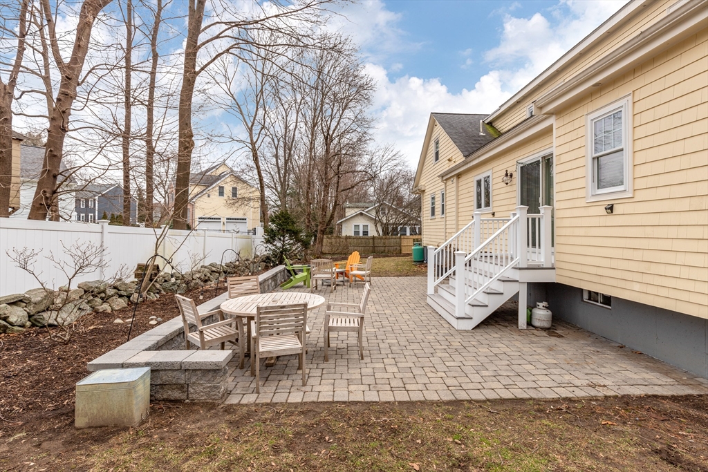 360A Pond Street