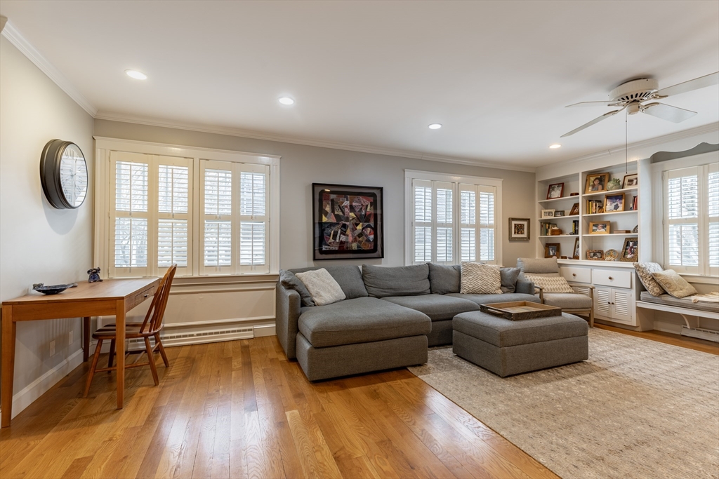 360A Pond Street