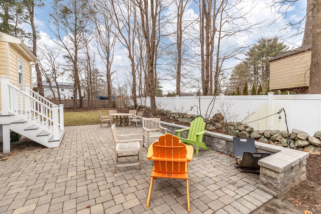 360A Pond Street