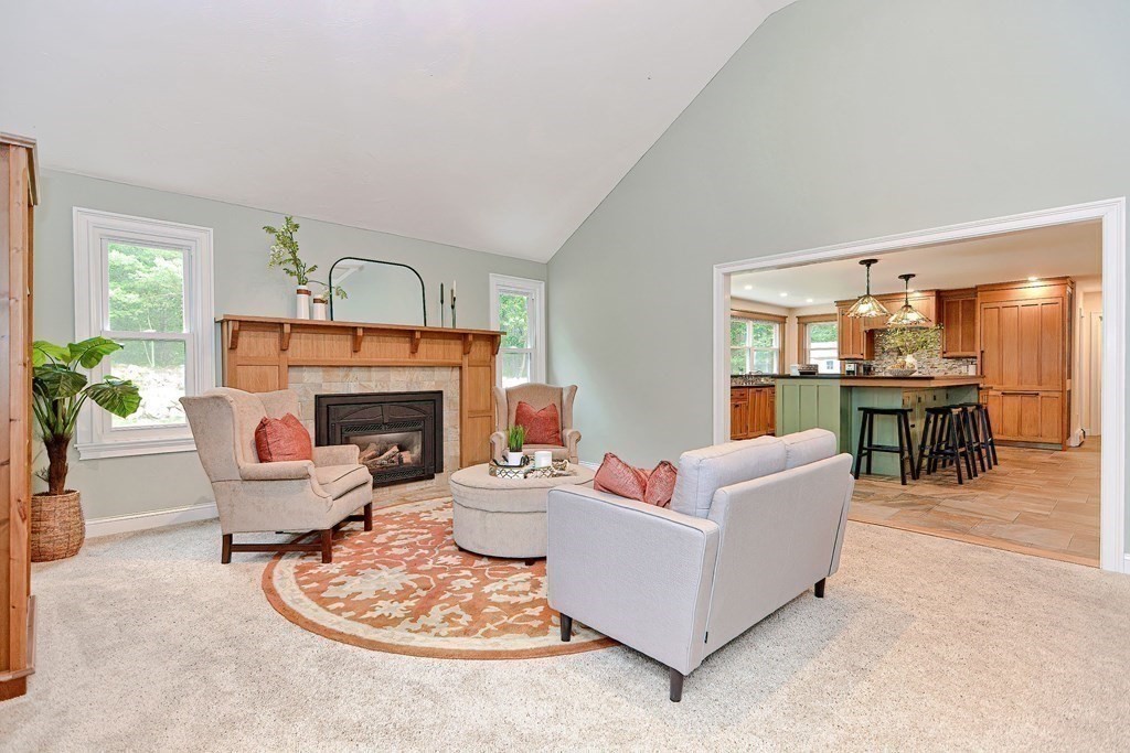 17 Trailside Rd