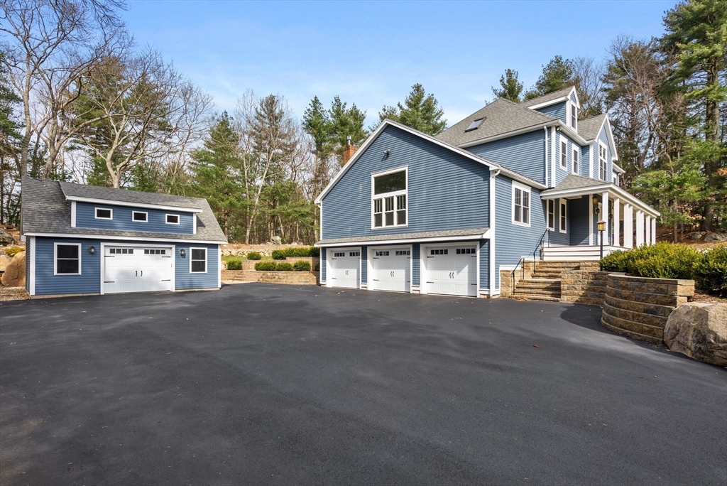 17 Trailside Rd