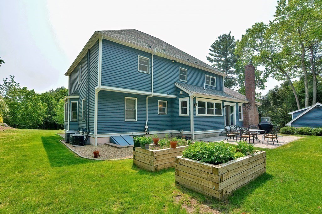 17 Trailside Rd