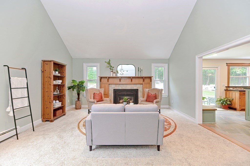 17 Trailside Rd
