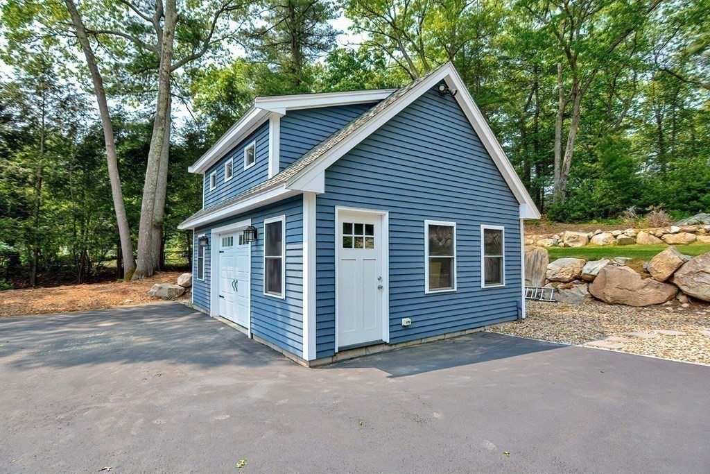 17 Trailside Rd
