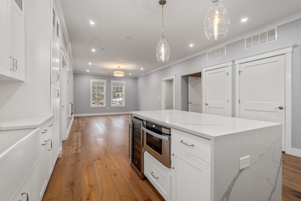 298 Washington St. # 206