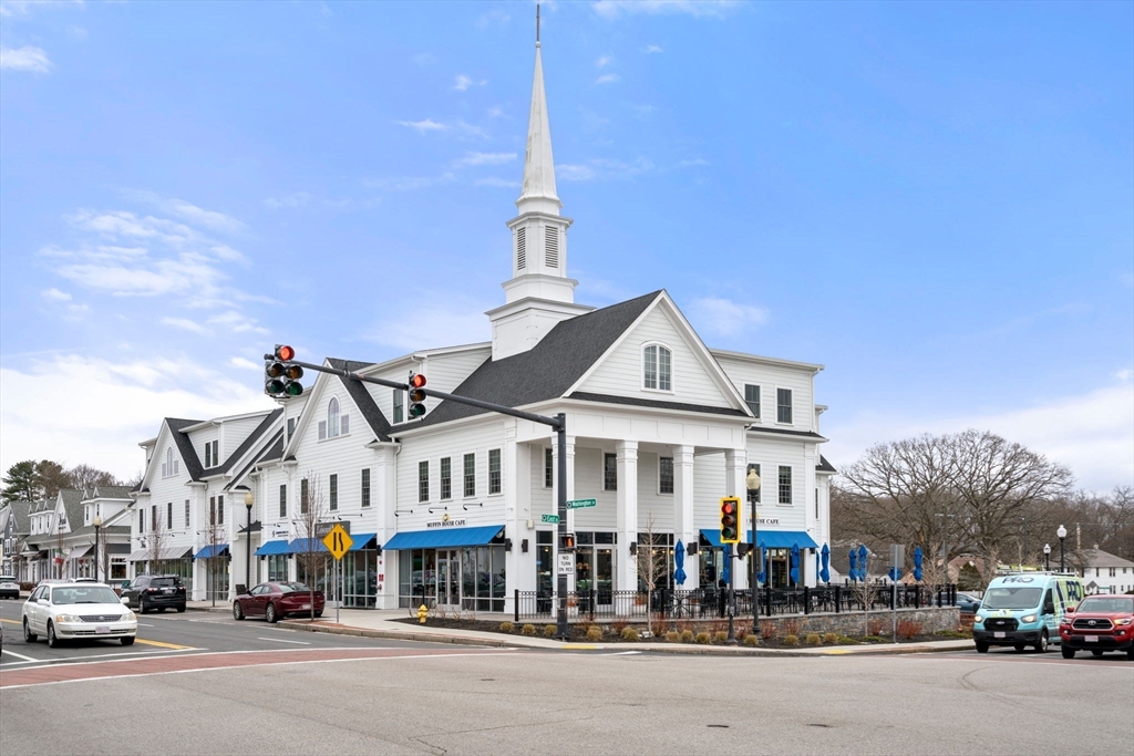 298 Washington St. # 206