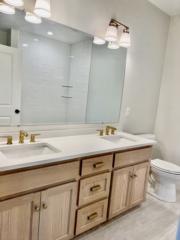 14 Damon Road # 18