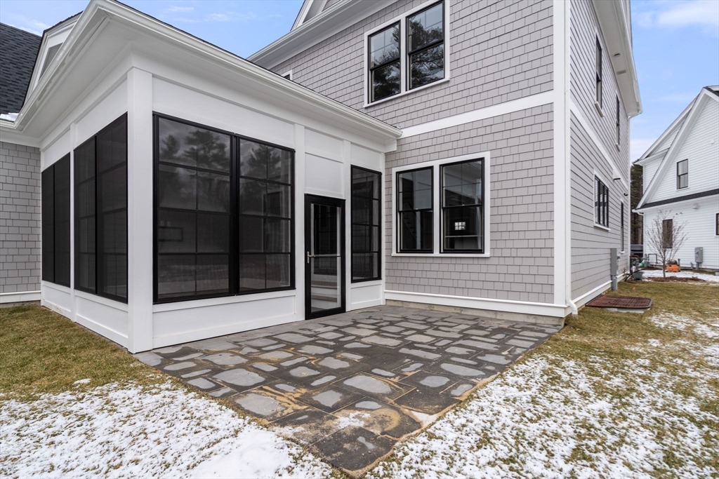 122 Horrigan Drive # 18