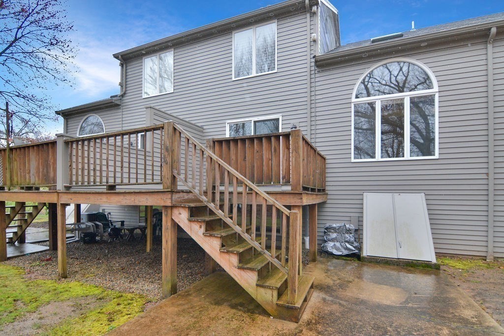 23 Poppasquash Rd # 23