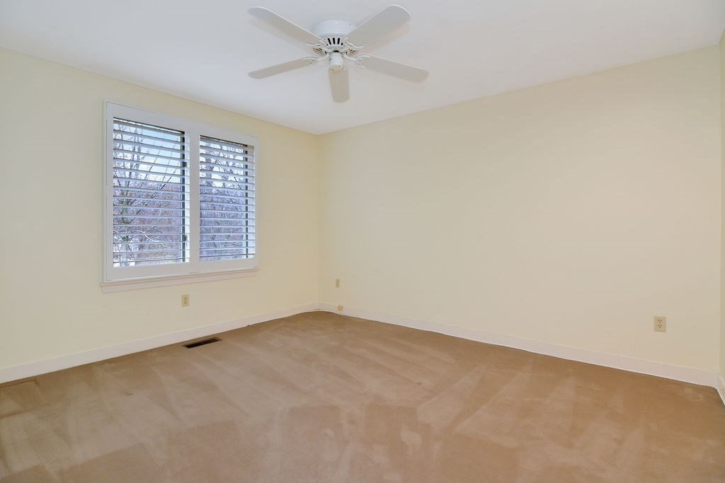 23 Poppasquash Rd # 23