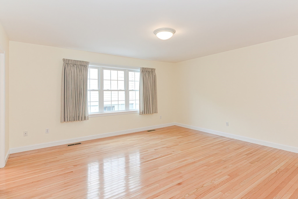 9 Turtle Brook Way