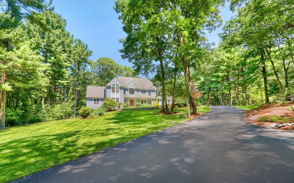 12 Pettees Pond Lane
