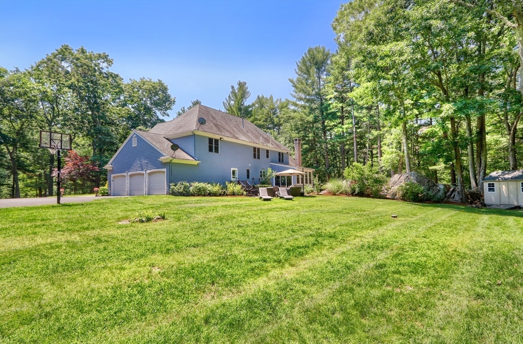 12 Pettees Pond Lane