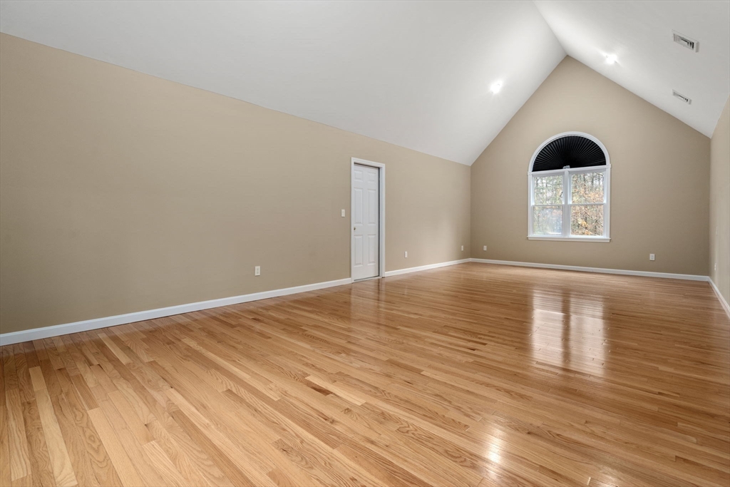 12 Pettees Pond Lane