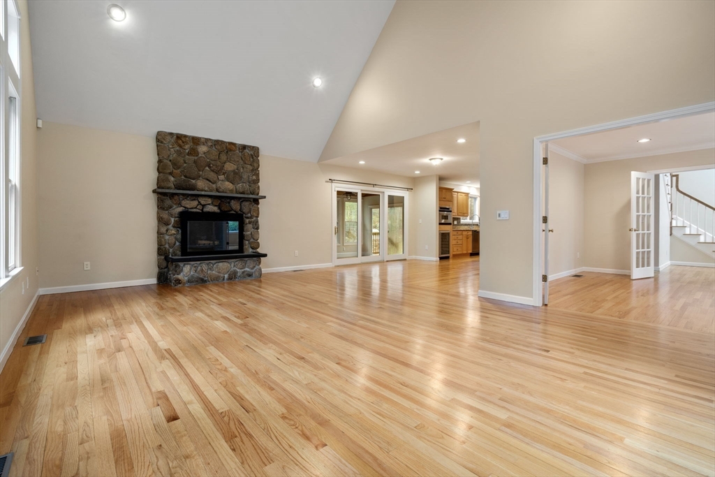 12 Pettees Pond Lane