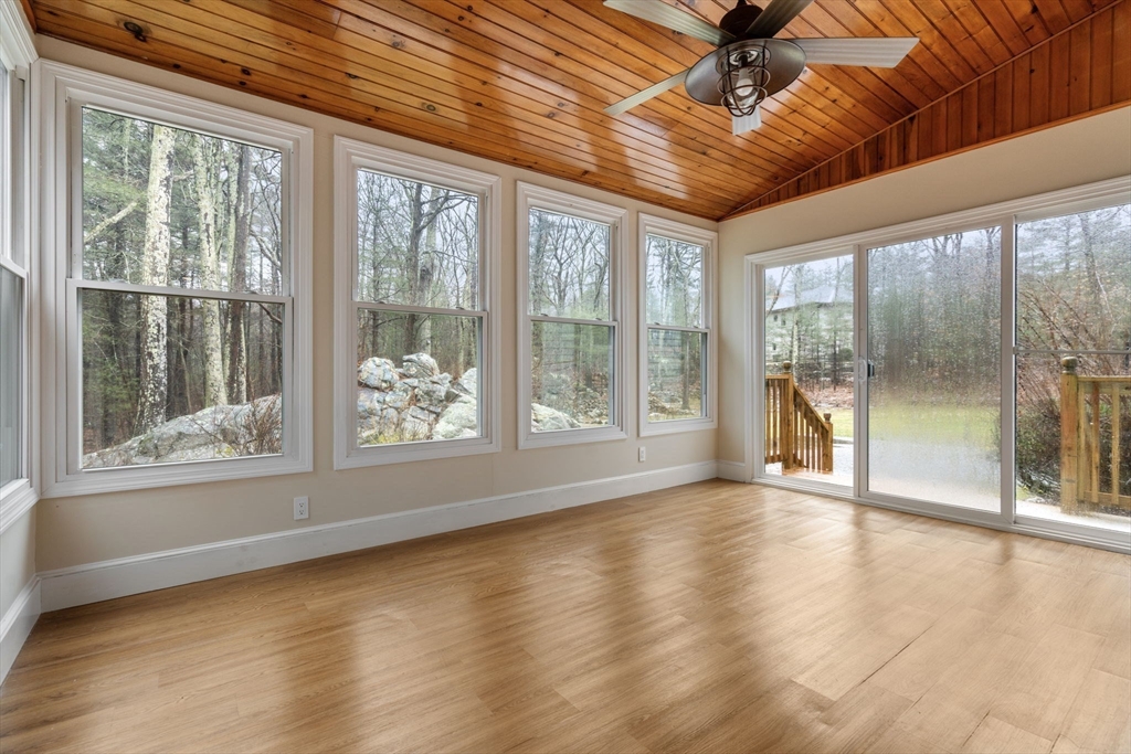 12 Pettees Pond Lane