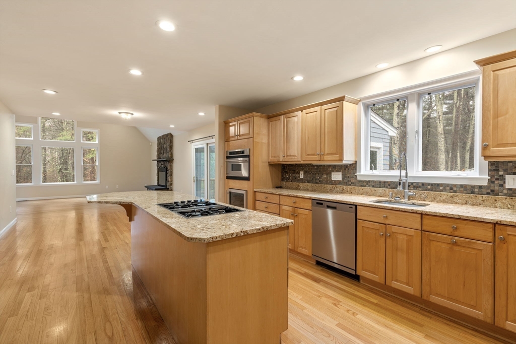 12 Pettees Pond Lane