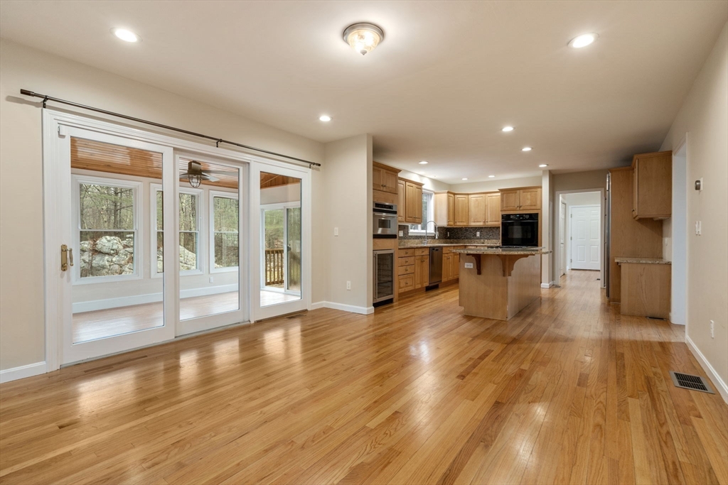 12 Pettees Pond Lane