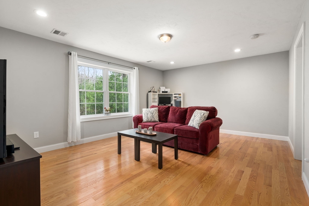 42 Leanne Way # 42